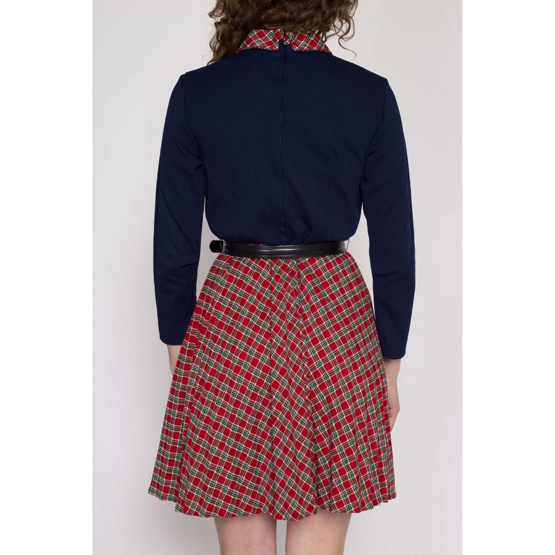 Medium 70s Plaid Fit & Flare Mini Dress | Vintage Navy Blue Red Button Up Long Sleeve Holiday Party Dress