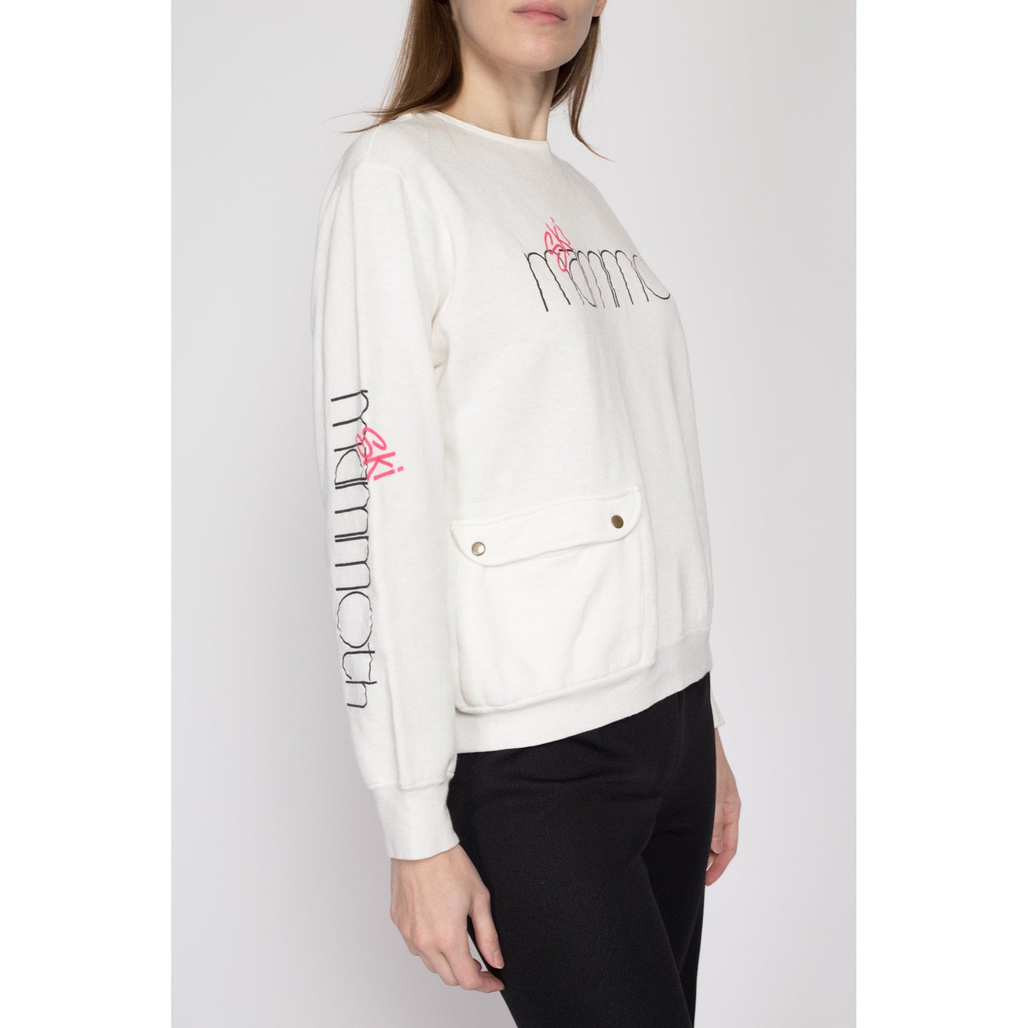 Medium 80s Ski Mammoth Sweatshirt | Vintage White Graphic Winter Tourist Pullover