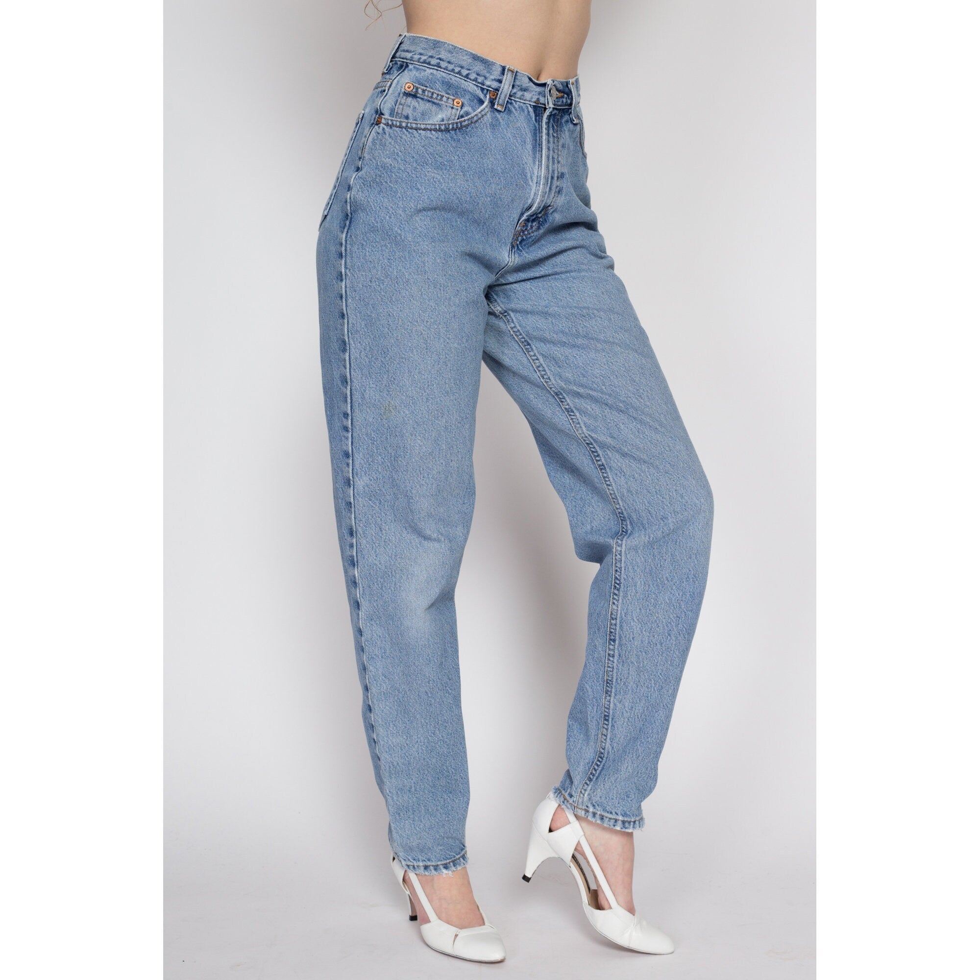 Medium 90s Gap High Waisted Mom Jeans 28