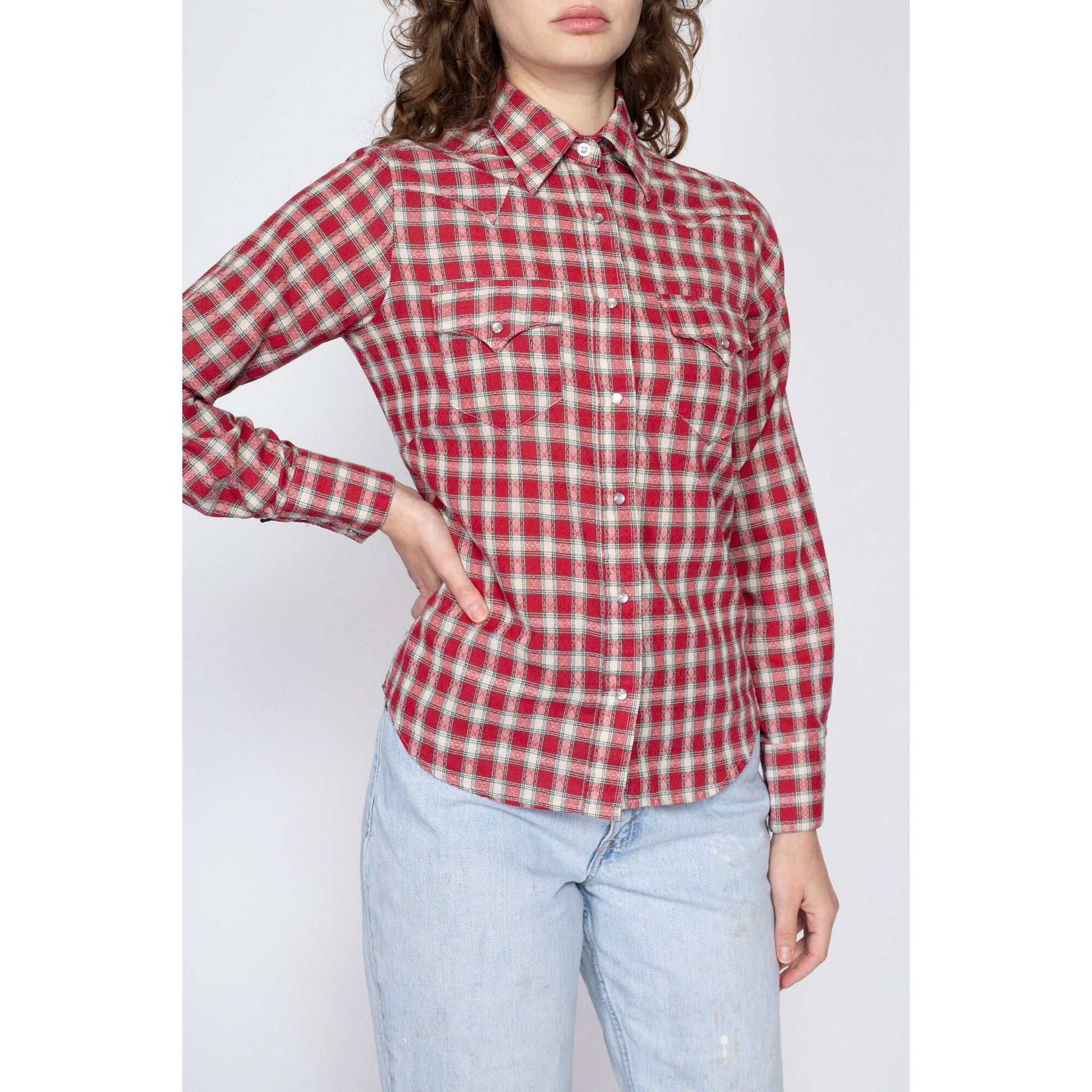Medium 70s Red Plaid Pearl Snap Shirt | Vintage Rockmount Ranch Wear Western Long Sleeve Collared Top