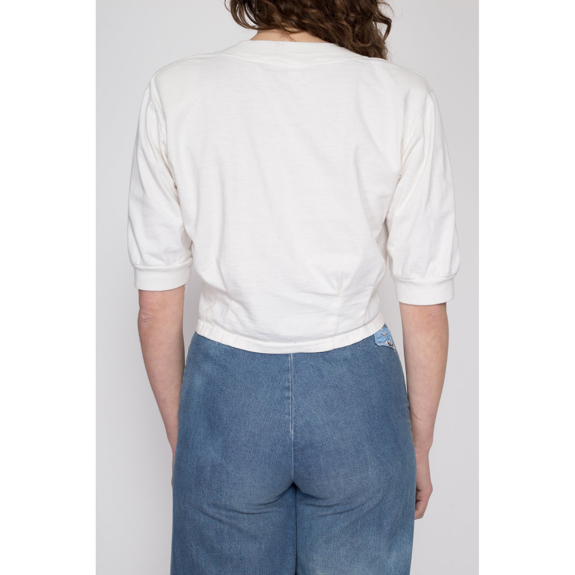 Large 80s White Button Up Crop Top | Vintage Short Sleeve V Neck Cropped Blouse