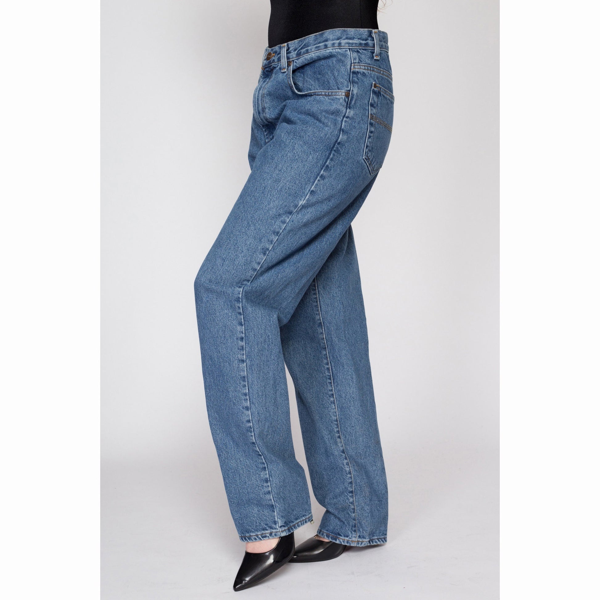 33x32 90s High Waisted Dad Jeans | Vintage Unisex Medium Wash Denim Baggy Tapered Leg Jeans