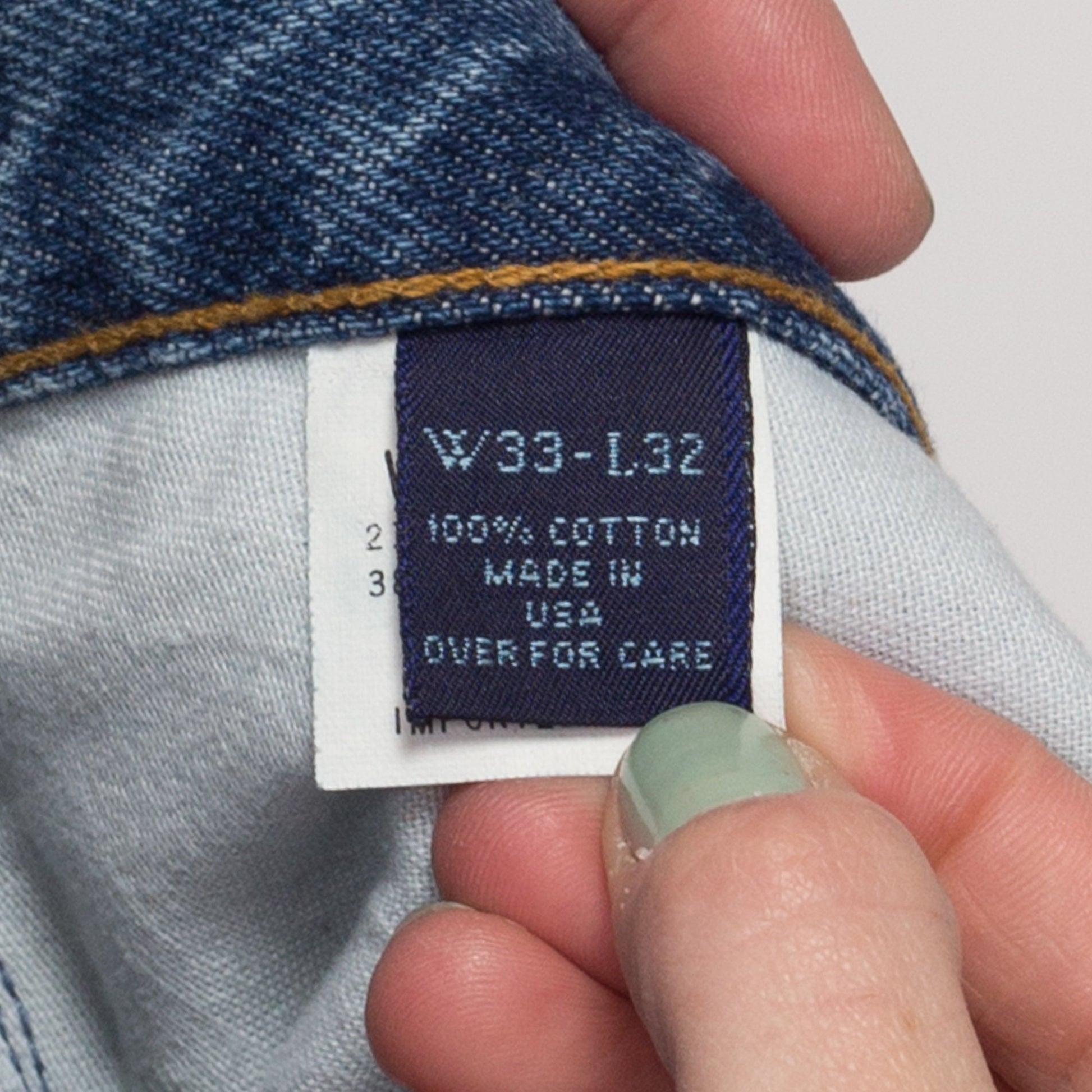 33x32 90s High Waisted Dad Jeans | Vintage Unisex Medium Wash Denim Baggy Tapered Leg Jeans
