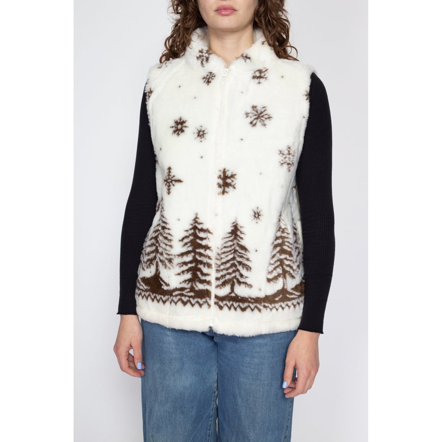 XL 90s Fleece Snowflake Vest | Vintage Zip Up Sleeveless Winter Snow Scene All Over Print Sweatshirt Top