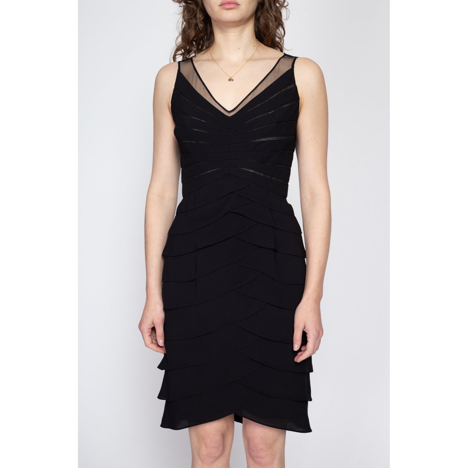 Medium 90s Adrianna Papell Black Scalloped Party Dress – Flying Apple Vintage Medium 90s Adrianna Papell Black Scalloped Party Dress – Flying Apple Vintage