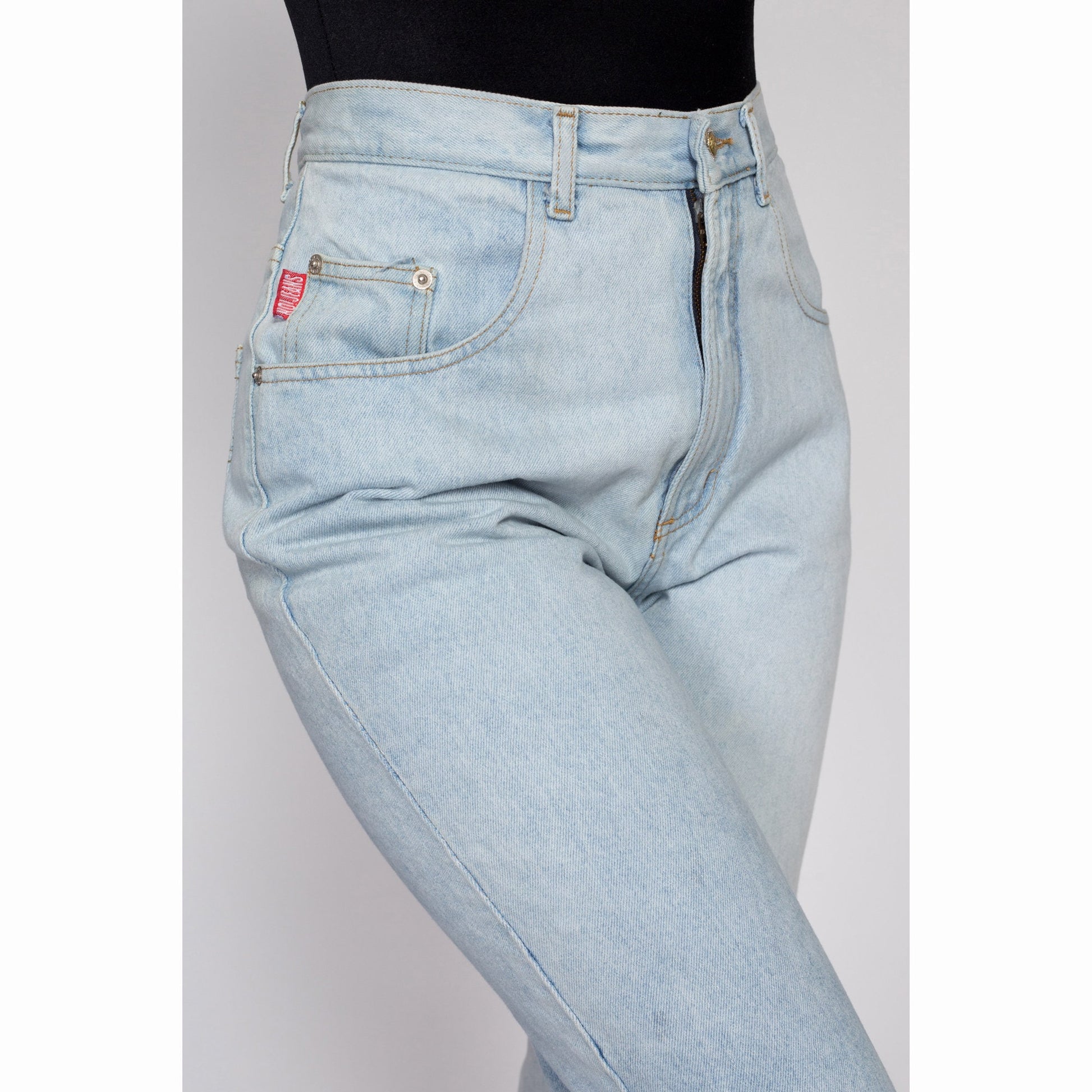 Medium 90s Two Tone Light Wash High Waisted Jeans 28" | Vintage Faded Denim Tapered Leg Mom Jeans