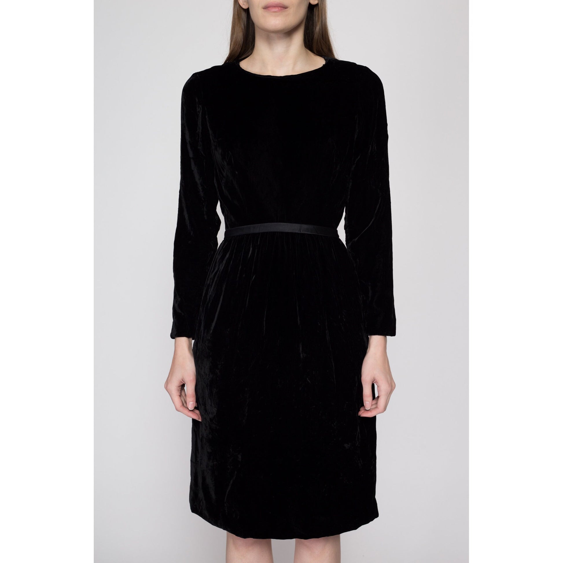 1950s Suzy Perette Black Velvet Long Sleeve Cocktail Dress - Extra Small 1950s Suzy Perette Black Velvet Long Sleeve Cocktail Dress - Extra Small