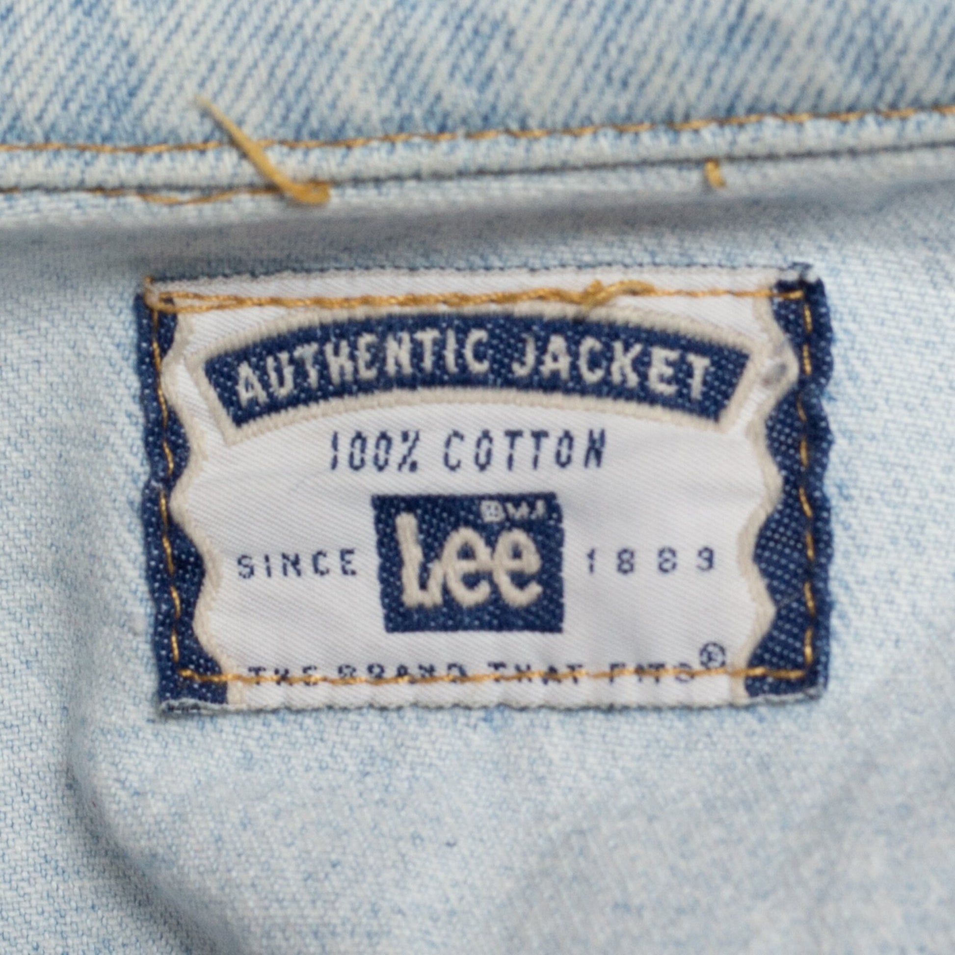 Medium 90s Lee Jean Jacket | Vintage Light Wash Denim Trucker Jacket