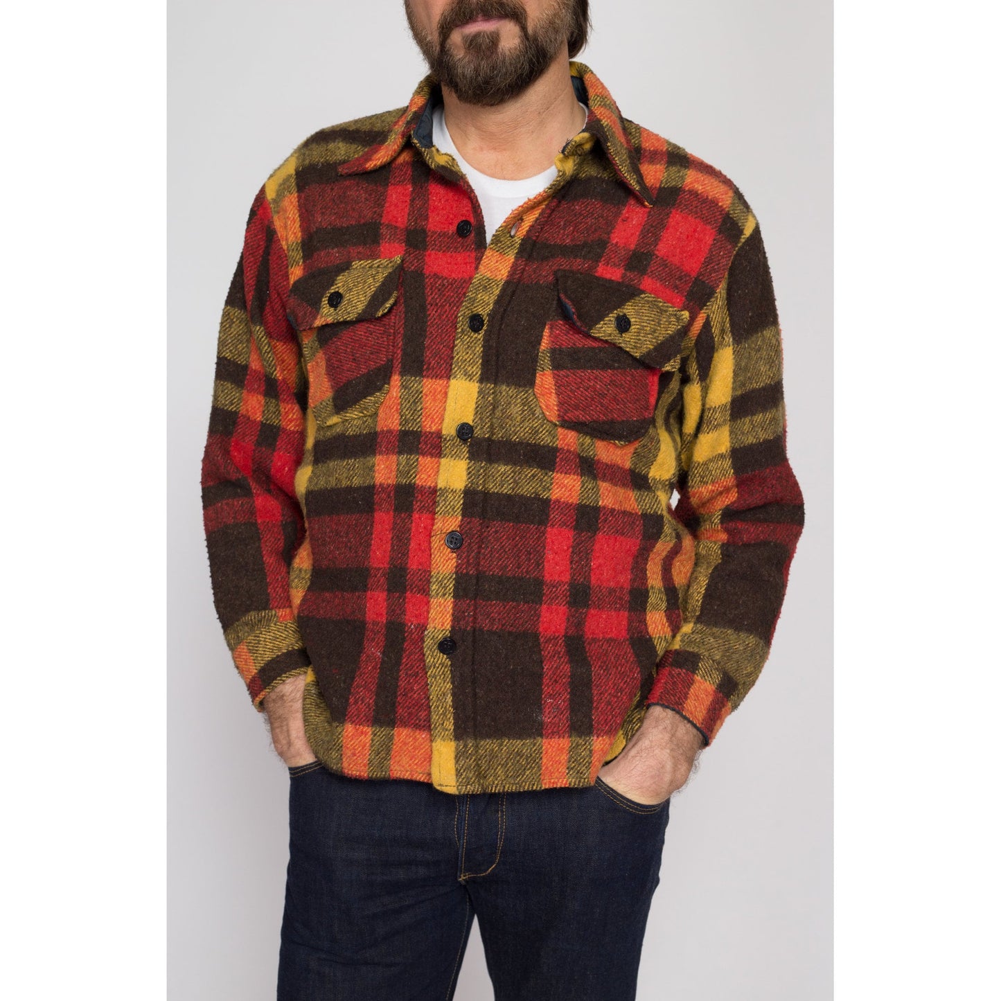 Medium Short 70s Red & Yellow Plaid Flannel Overshirt | Vintage Button Up Collared Shacket Shirt