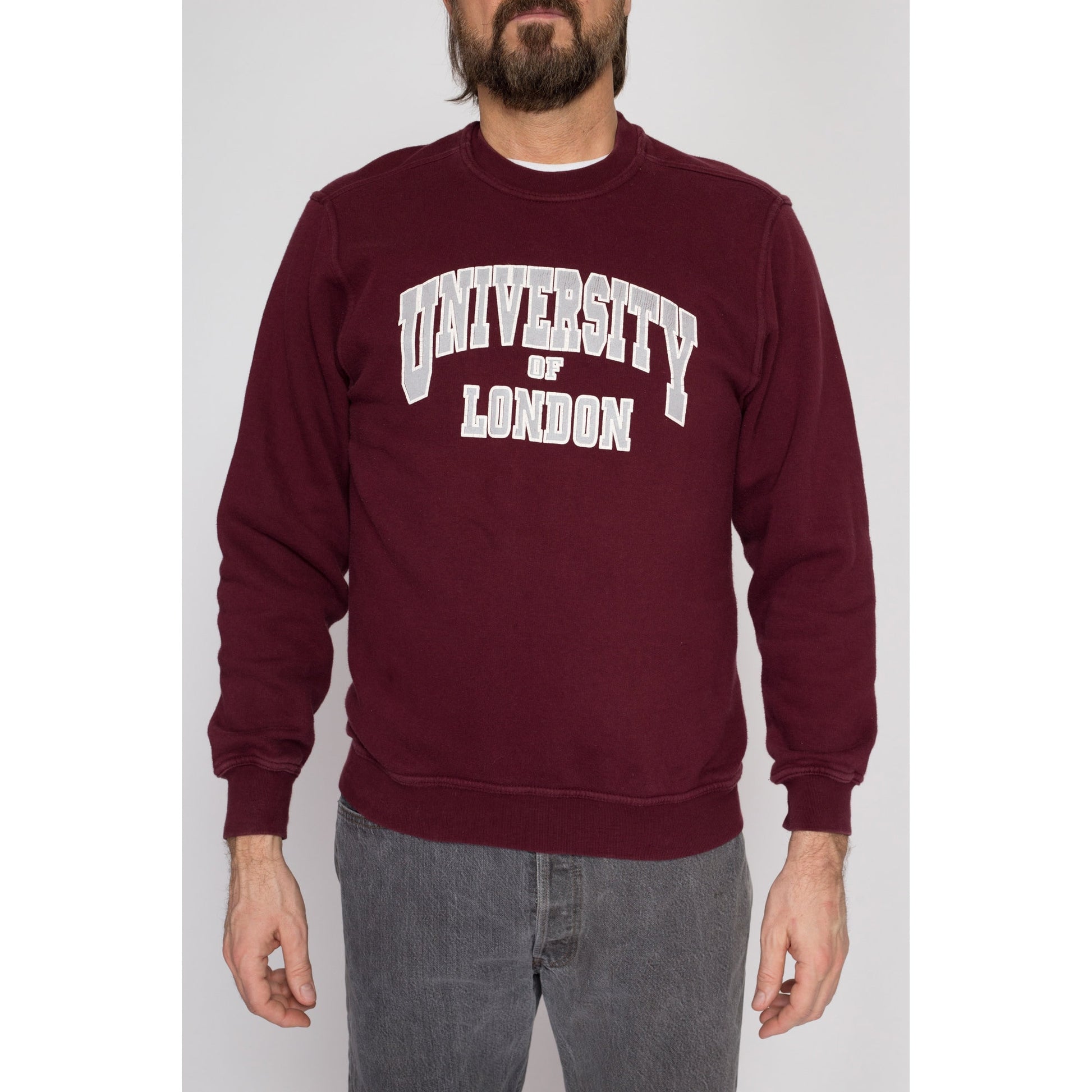 Medium 90s University Of London Sweatshirt | Vintage Maroon Collegiate Graphic Crewneck Pullover