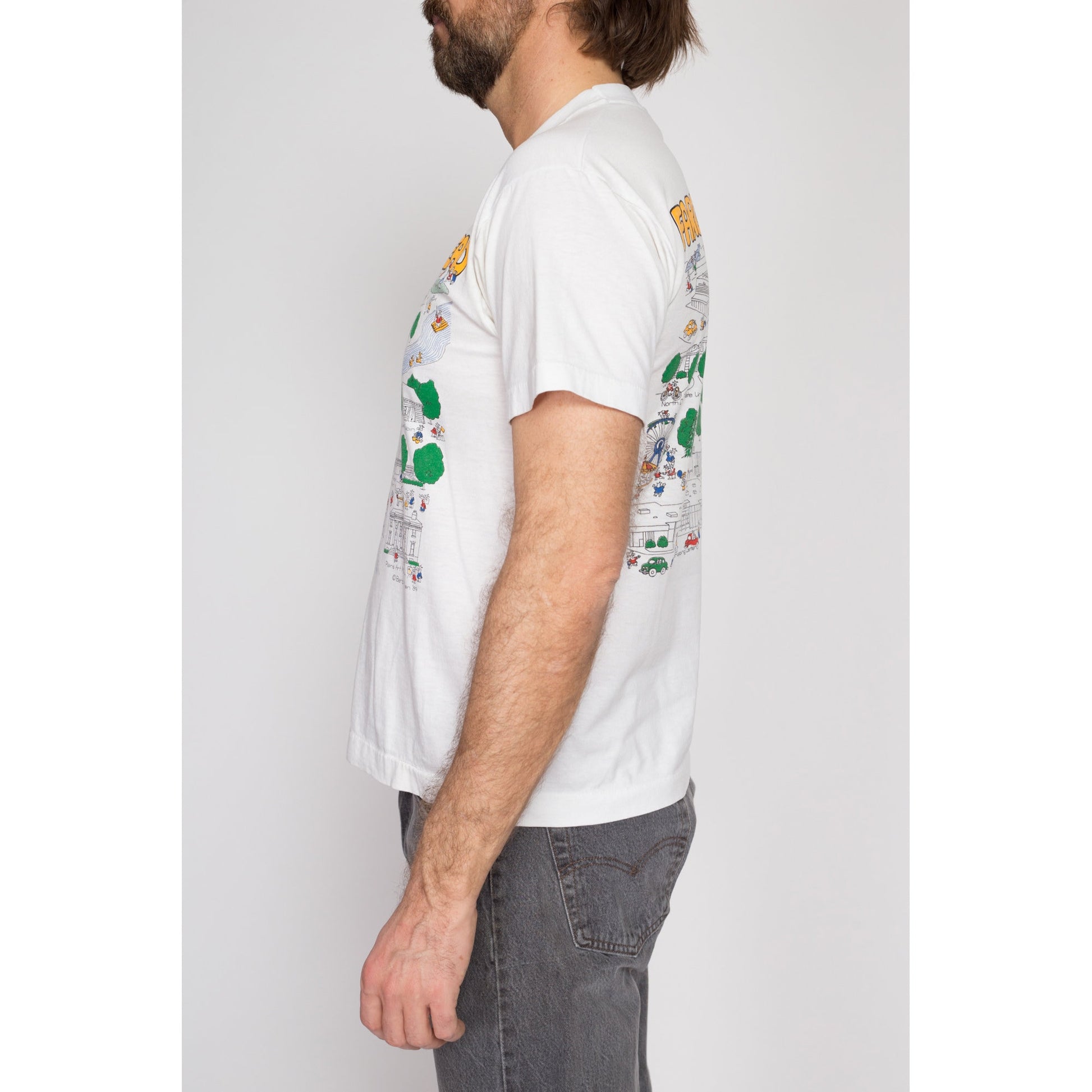 Medium 80s Barb McClain Fargo-Moorhead Map T Shirt | Vintage White Cartoon North Dakota Graphic Tee
