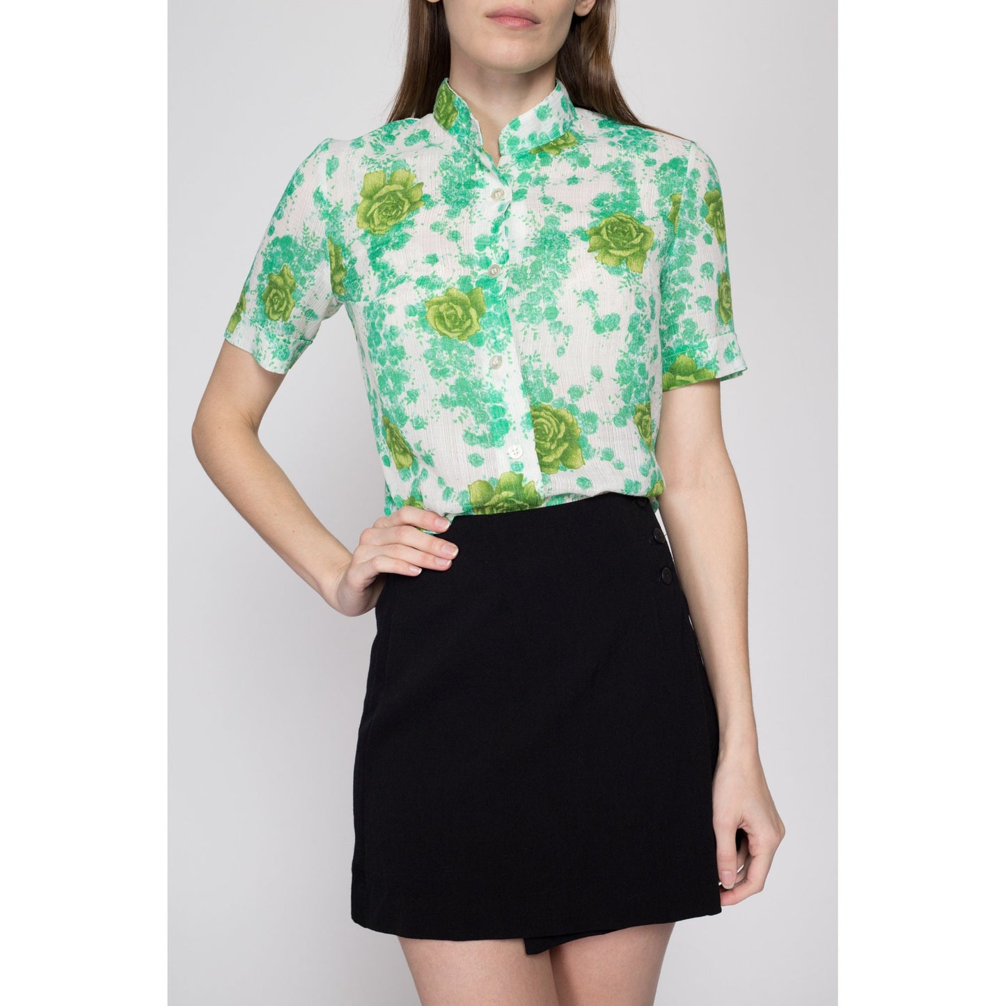 Small 70s Green Floral Button Up Nehru Collar Blouse | Boho Vintage Sheer Short Sleeve Collared Cropped Shirt