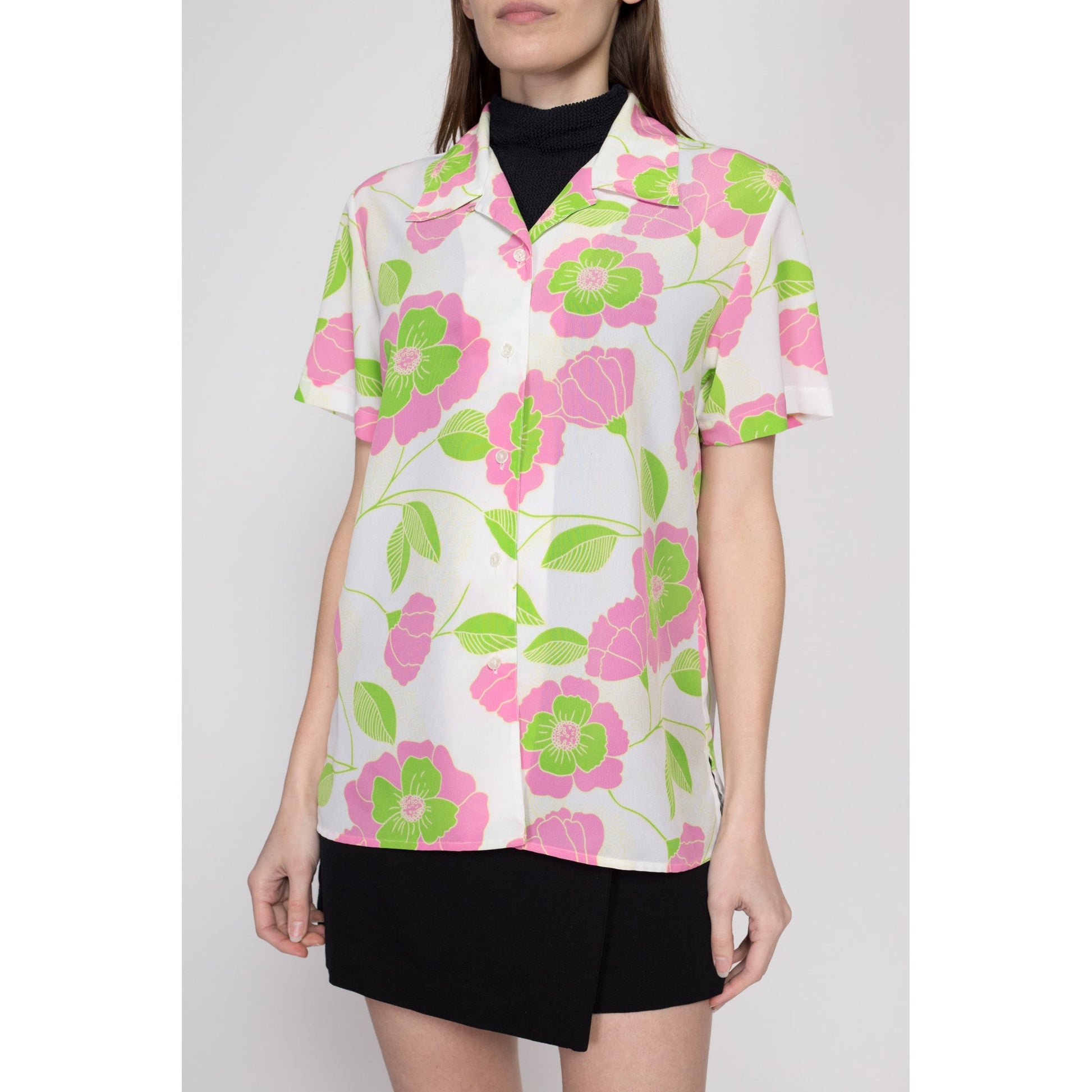 Small 80s Retro White Floral Top | Vintage Hawaiian Flower Print Short Sleeve Boho Blouse