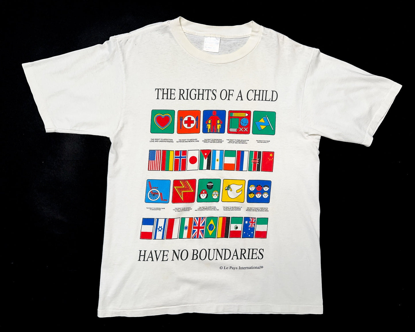 Large 90s The Rights Of A Child Have No Boundaries T Shirt | Vintage Human Rights Political Graphic Tee