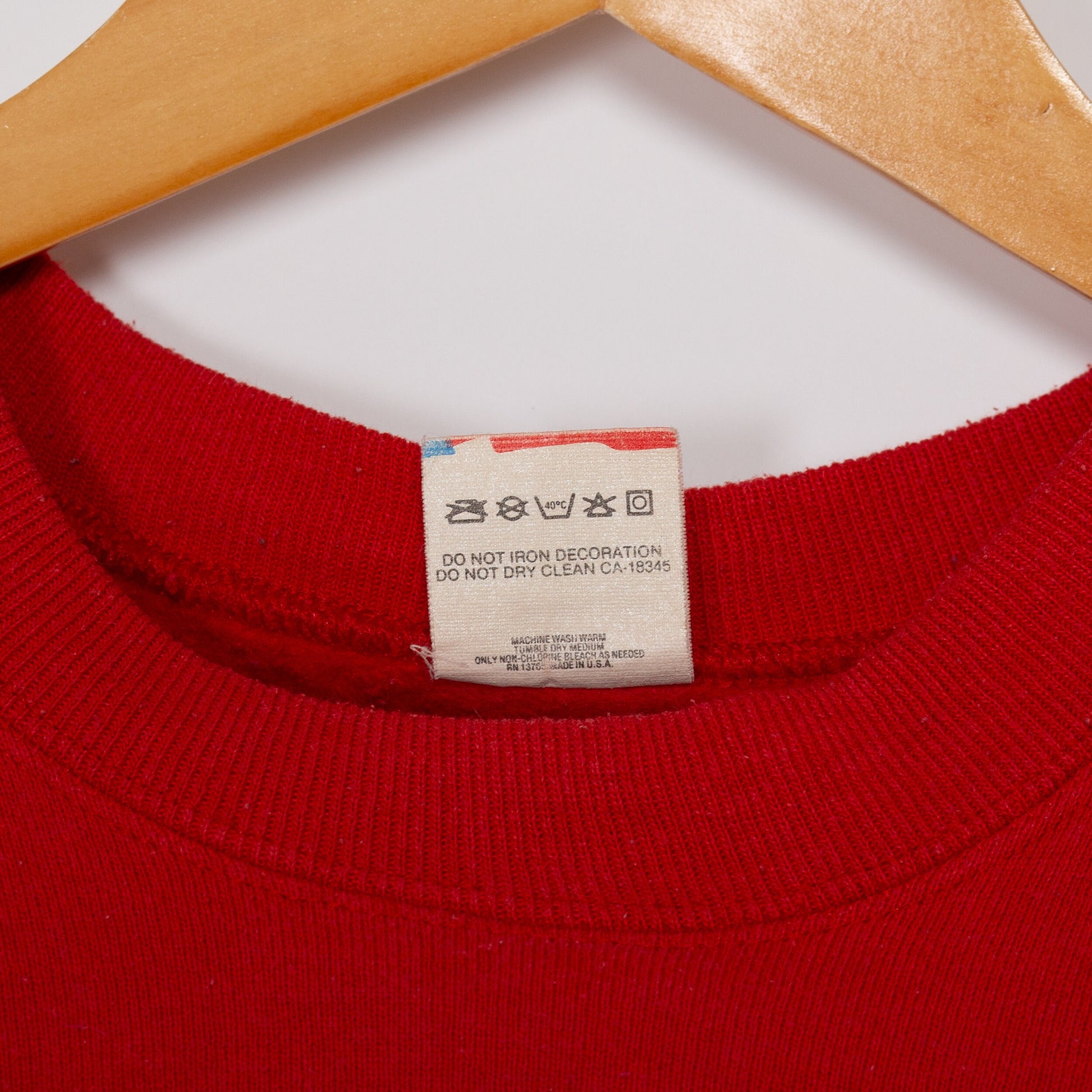 Medium 80s US Marine Corps Raglan Sweatshirt | Vintage USMC Red Military Graphic Crewneck Pullover