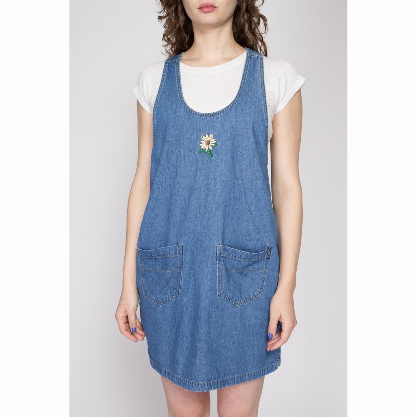 Medium 90s Denim Daisy Pinafore Mini Dress | Vintage Sleeveless Floral Jean Overall Jumper Dress