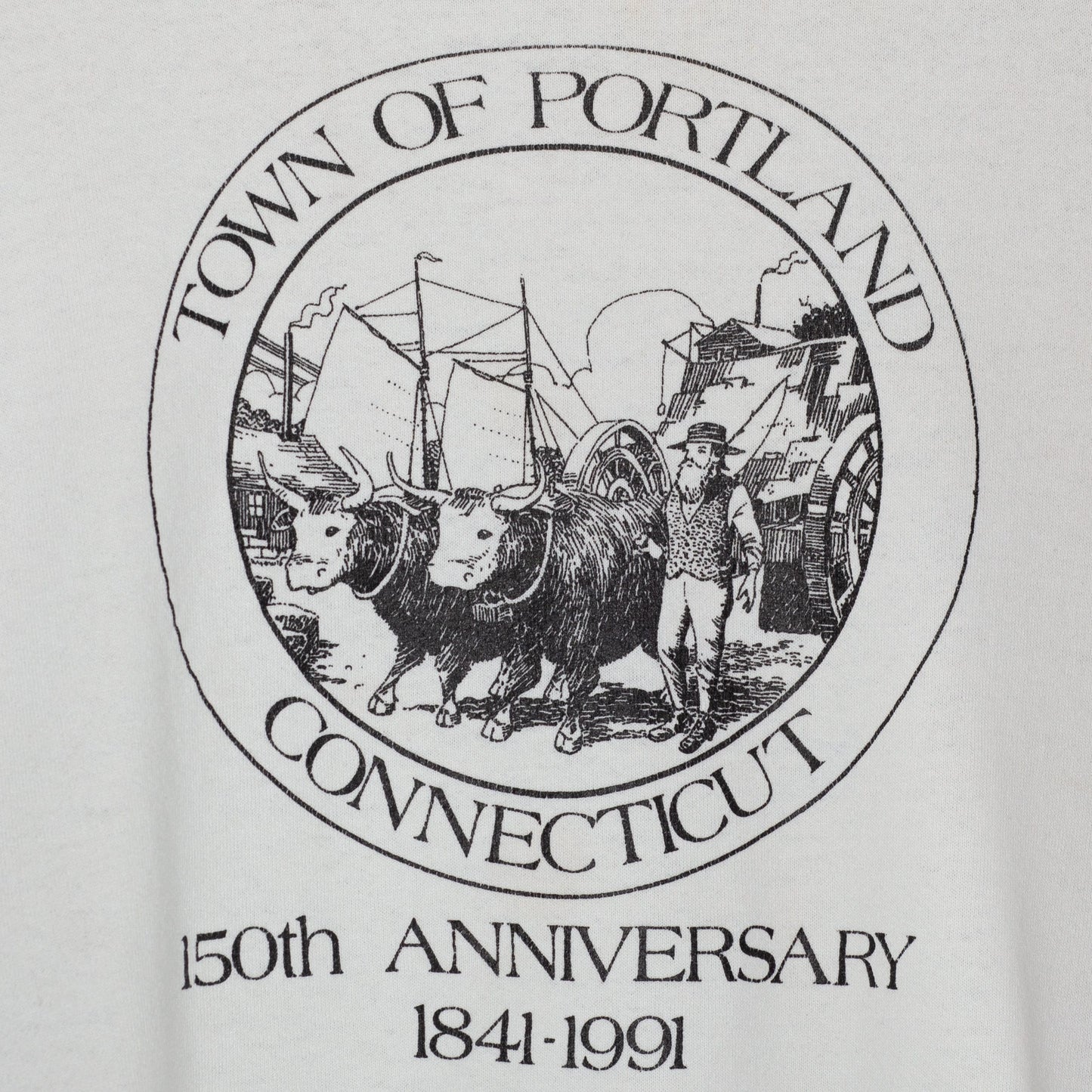 Large 90s Town Of Portland Connecticut Tourist Sweatshirt | Vintage White Raglan Sleeve Pioneer Graphic Souvenir Crewneck