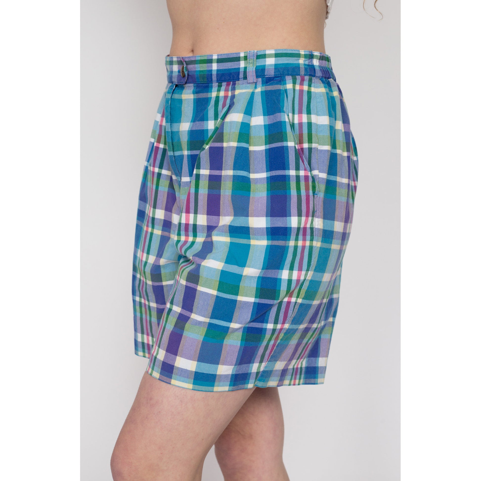 Med-Lrg 90s Izod Blue & Green Plaid Shorts 29"-31" | Vintage High Waisted Casual Pleated Shorts